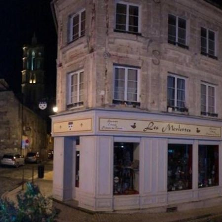 Suite De Charme Au Pied De La Cathedrale ล็อง ภายนอก รูปภาพ